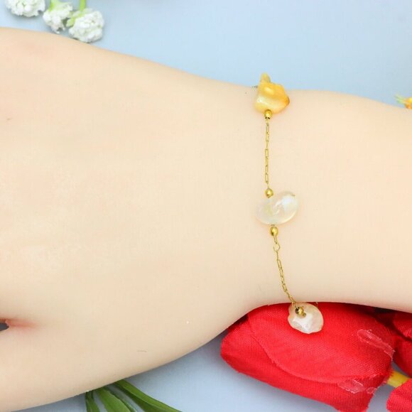 "Elegant & Trendy Bracelet, A Perfect Gift for Women, Thoughtful, EVCH1011 - Picture 3 of 9